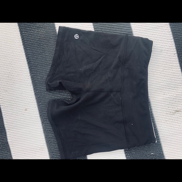 SOLD Lululemon shorts, reversible - Picture 2 of 5
